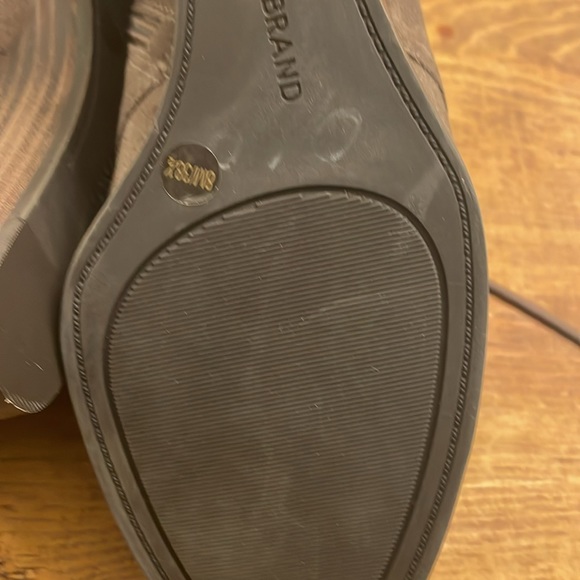 LUCKY BRAND WEDGE BOOTIES - Picture 8 of 8